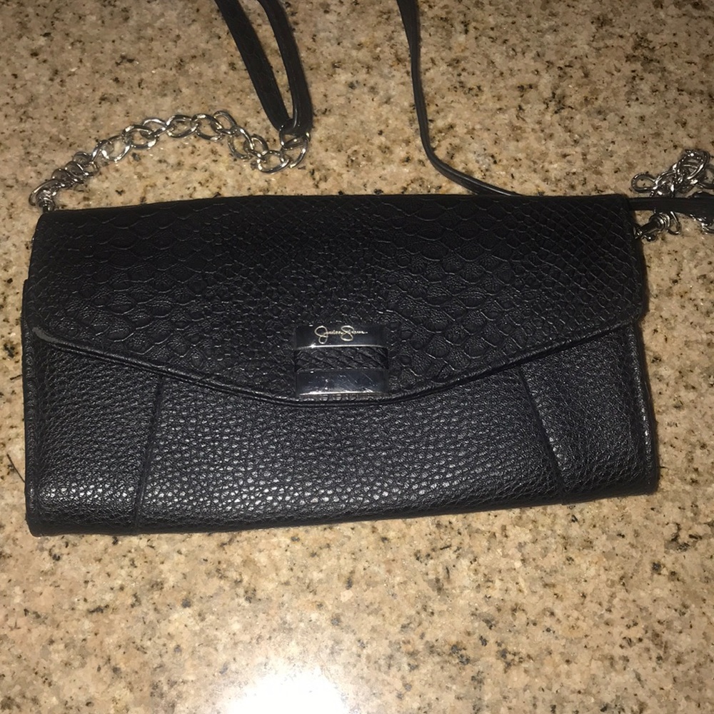 ***Black crossbody